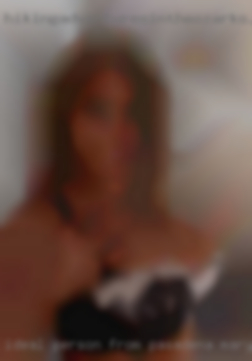 Ideal person from Pasadena, Maryland is a single older woman.